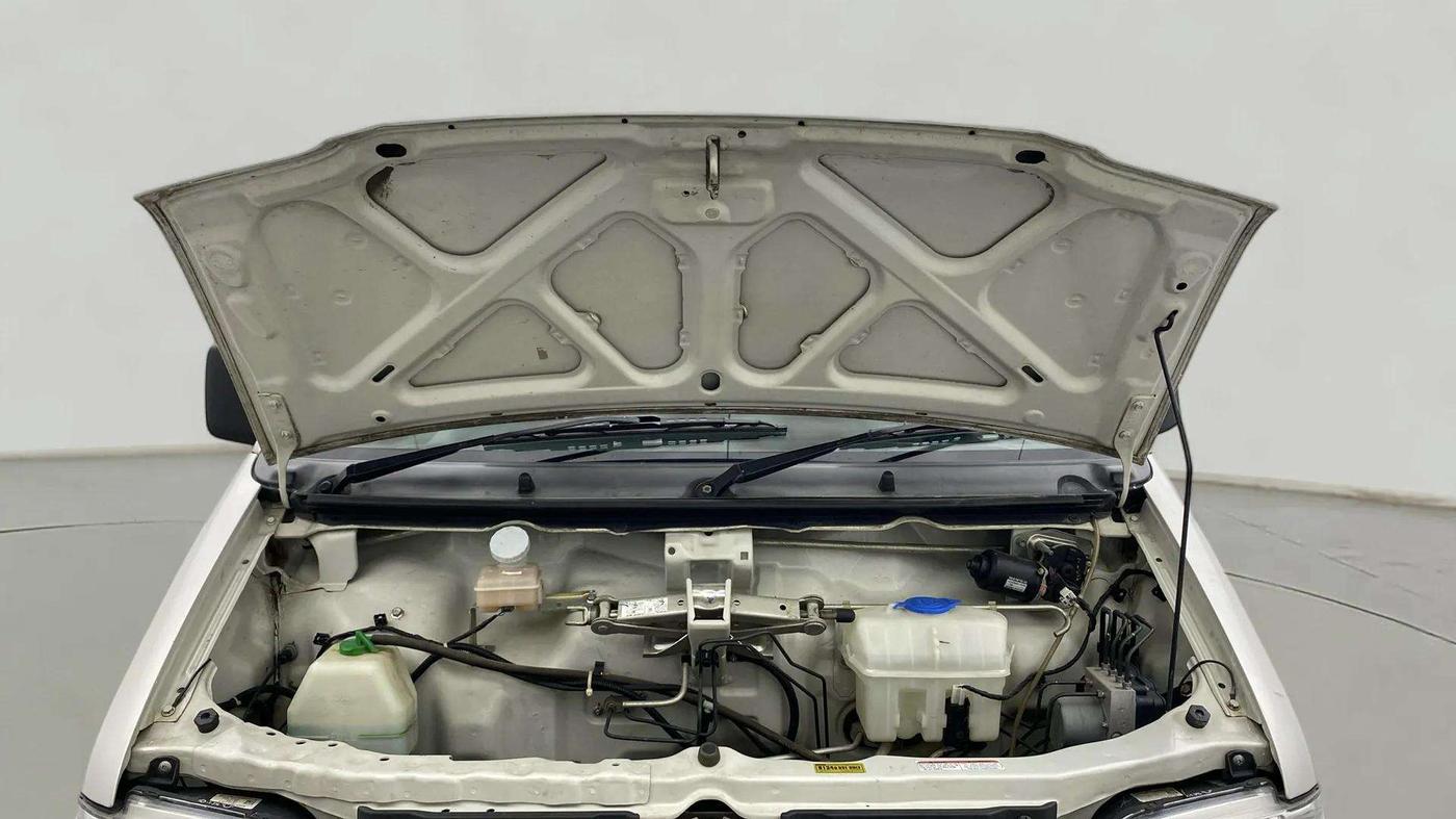 2020 Maruti Eeco 5 STR WITH A/C+HTR, Petrol, Manual, 31,166 km, Open Bonet