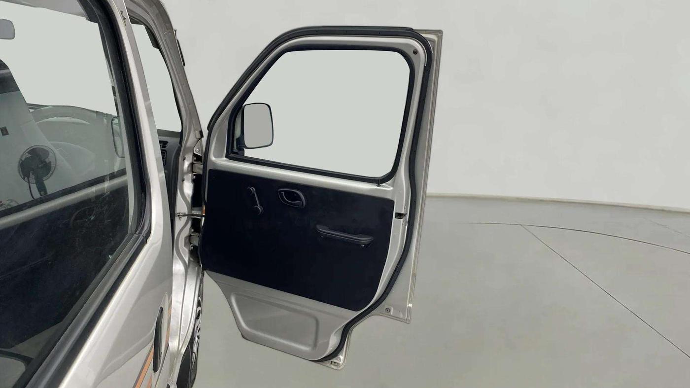 2020 Maruti Eeco 5 STR WITH A/C+HTR, Petrol, Manual, 31,166 km, RHS Front Door