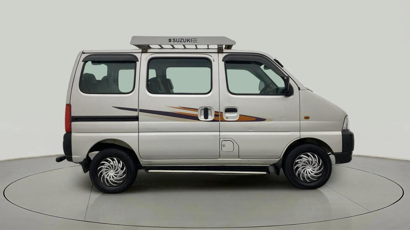 2020 Maruti Eeco 5 STR WITH A/C+HTR, Petrol, Manual, 31,166 km, Right Side View