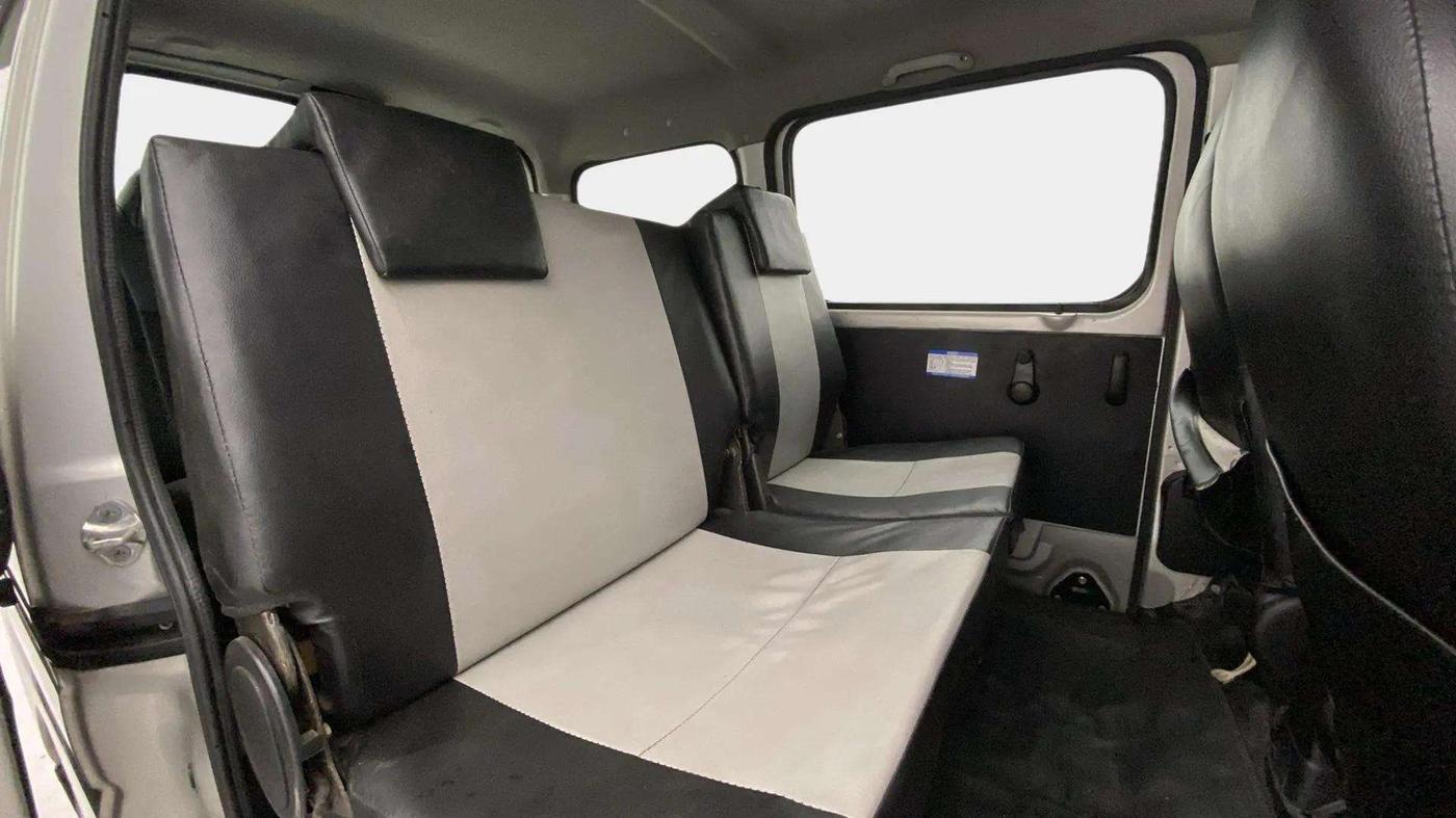2020 Maruti Eeco 5 STR WITH A/C+HTR, Petrol, Manual, 31,166 km, Right Side Rear Door Cabin