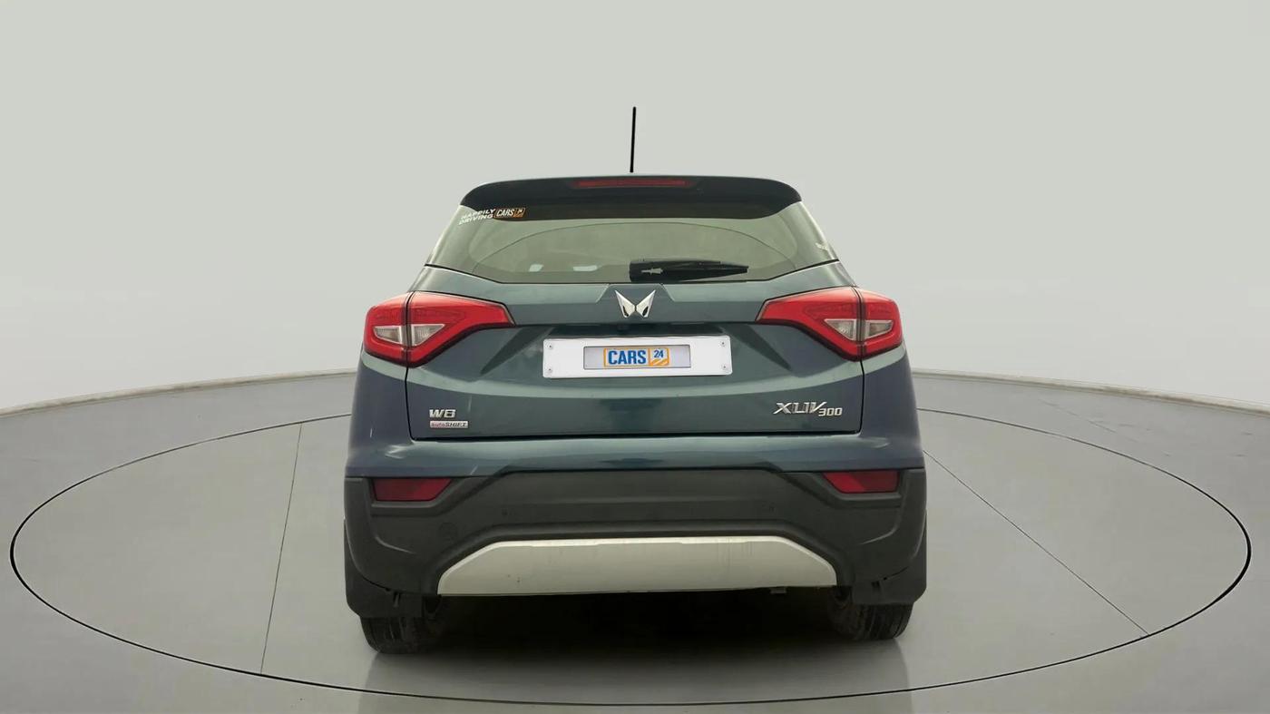 2022 Mahindra XUV300 W8 (O) 1.5 DIESEL AMT, Diesel, Automatic, 63,172 km, Back/Rear