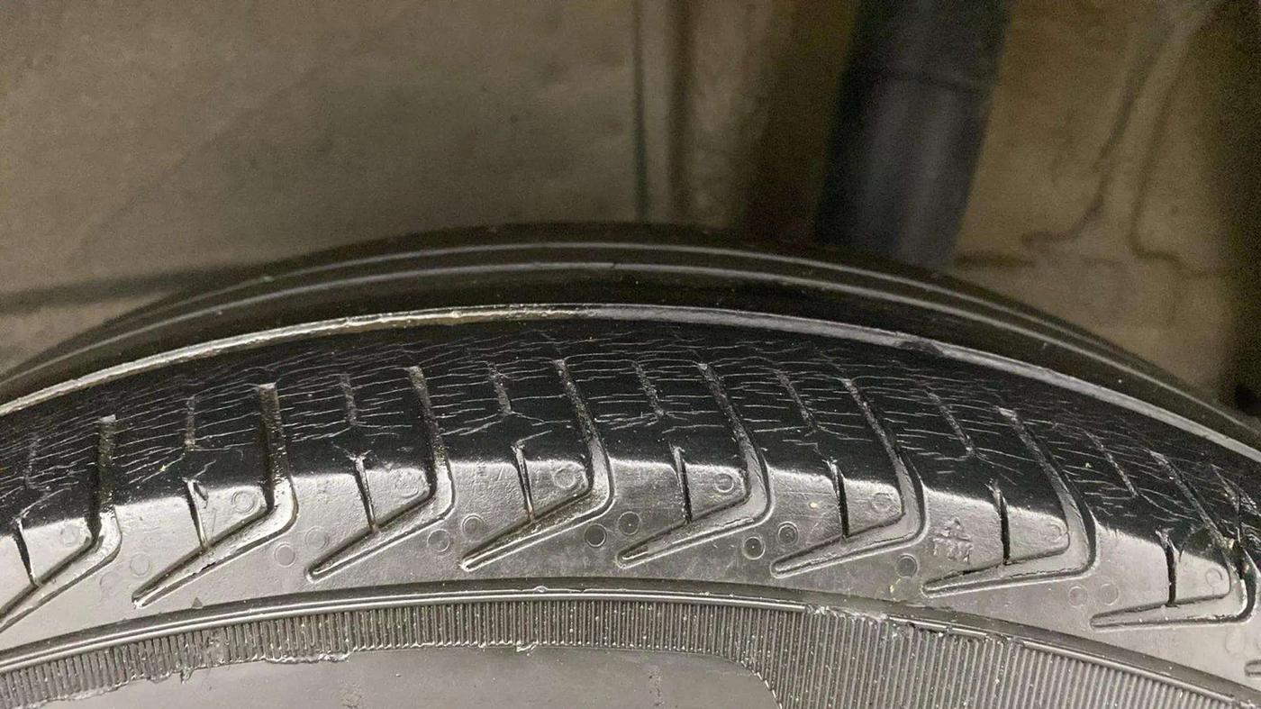2020 Maruti New Wagon-R LXI CNG 1.0, CNG, Manual, 39,720 km, Left Rear Tyre Tread