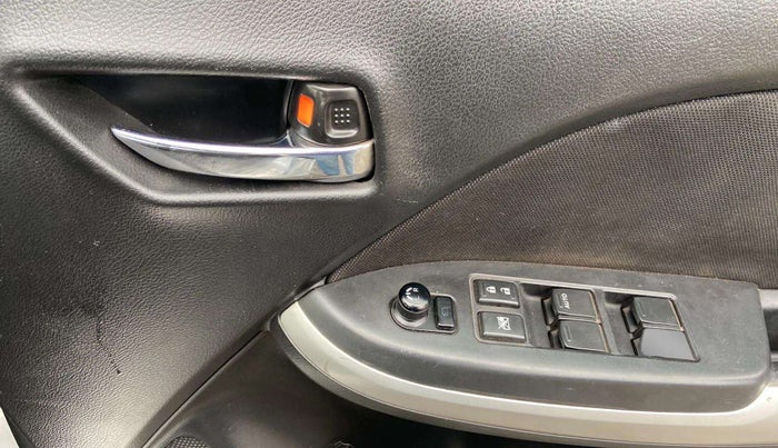 2017 Maruti Baleno DELTA PETROL 1.2, Petrol, Manual, 29,559 km, Driver Side Door Panels Control
