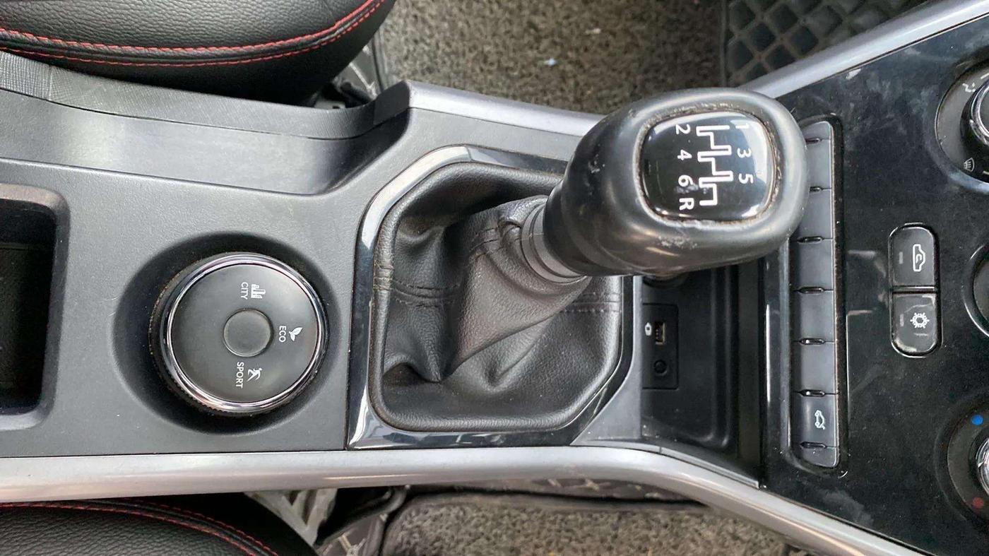 2021 Tata NEXON XM SUNROOF PETROL, Petrol, Manual, 72,234 km, Gear Lever