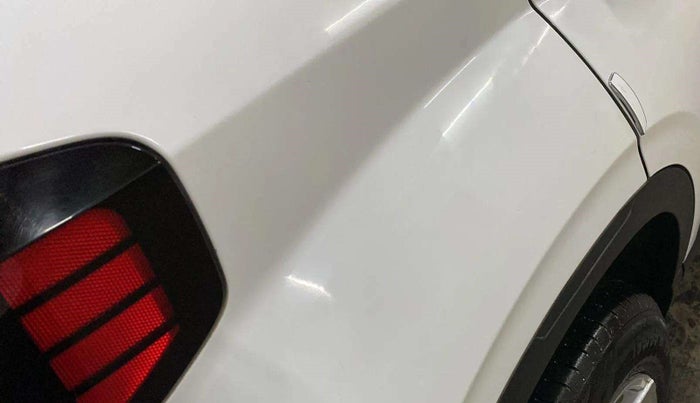 2022 Hyundai VENUE S 1.2, Petrol, Manual, 40,743 km, Right quarter panel - Minor scratches