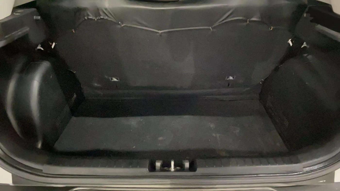 2022 Hyundai VENUE S 1.2, Petrol, Manual, 40,774 km, Boot Inside