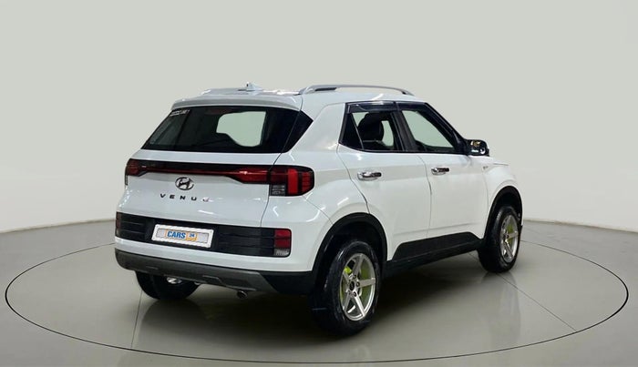 2022 Hyundai VENUE S 1.2, Petrol, Manual, 40,743 km, Right Back Diagonal