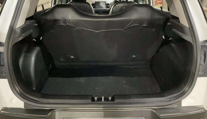 2022 Hyundai VENUE S 1.2, Petrol, Manual, 40,743 km, Dicky (Boot door) - Parcel tray missing
