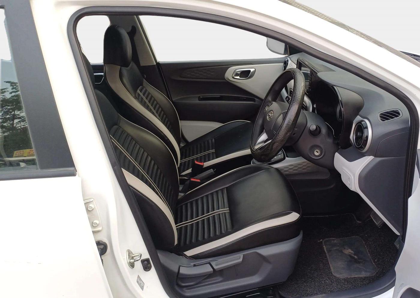 2019 Hyundai GRAND I10 NIOS SPORTZ AMT 1.2 KAPPA VTVT, Petrol, Automatic, 36,846 km, Right Side Front Door Cabin