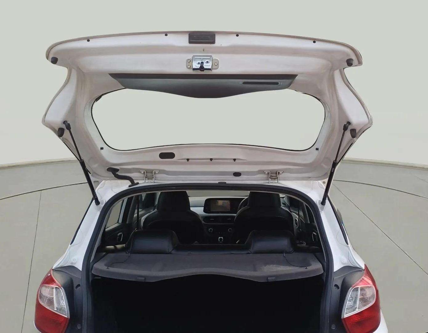 2019 Hyundai GRAND I10 NIOS SPORTZ AMT 1.2 KAPPA VTVT, Petrol, Automatic, 36,846 km, Boot Door Open