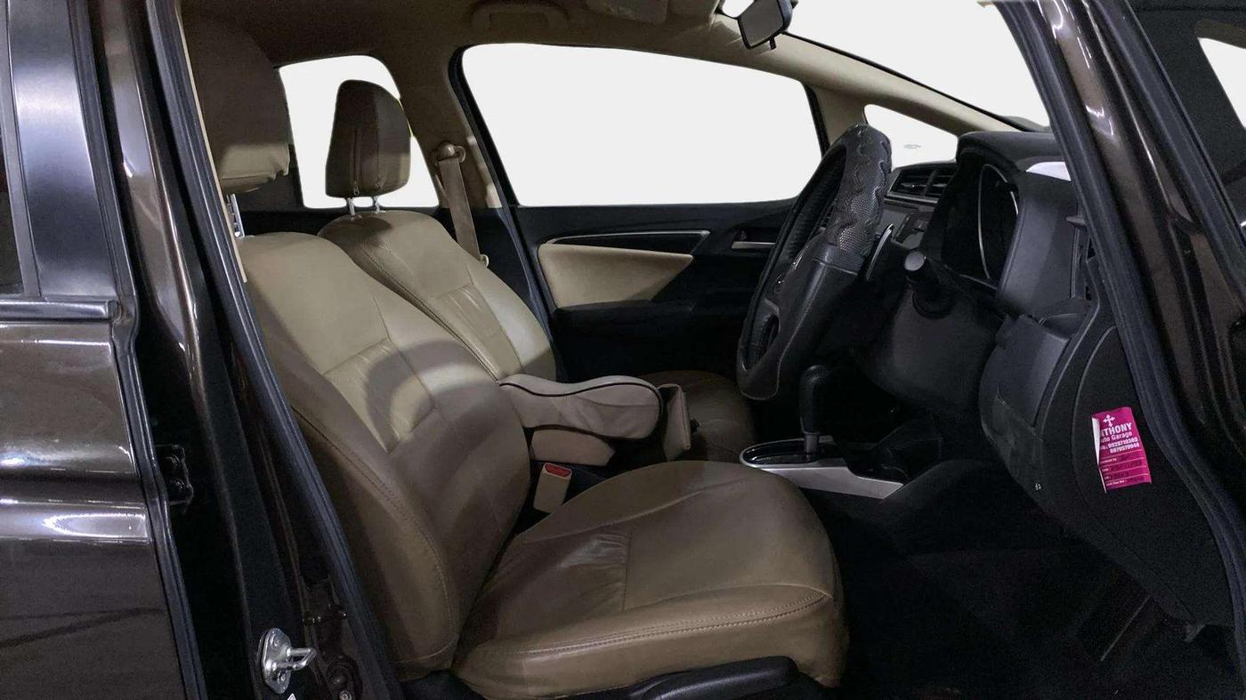 2021 Honda Jazz 1.2L I-VTEC VX CVT, Petrol, Automatic, 25,624 km, Right Side Front Door Cabin