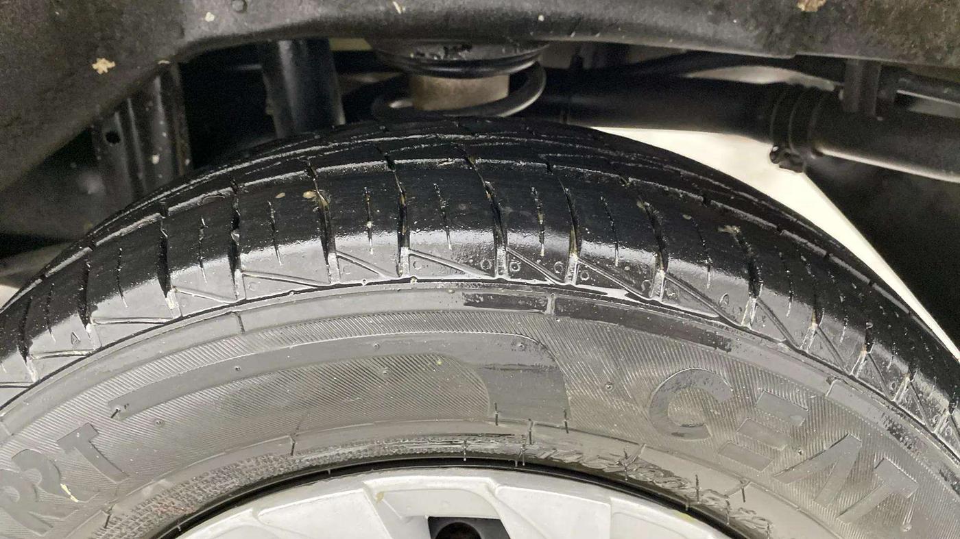 2021 Maruti Alto LXI O, Petrol, Manual, 17,579 km, Left Rear Tyre Tread