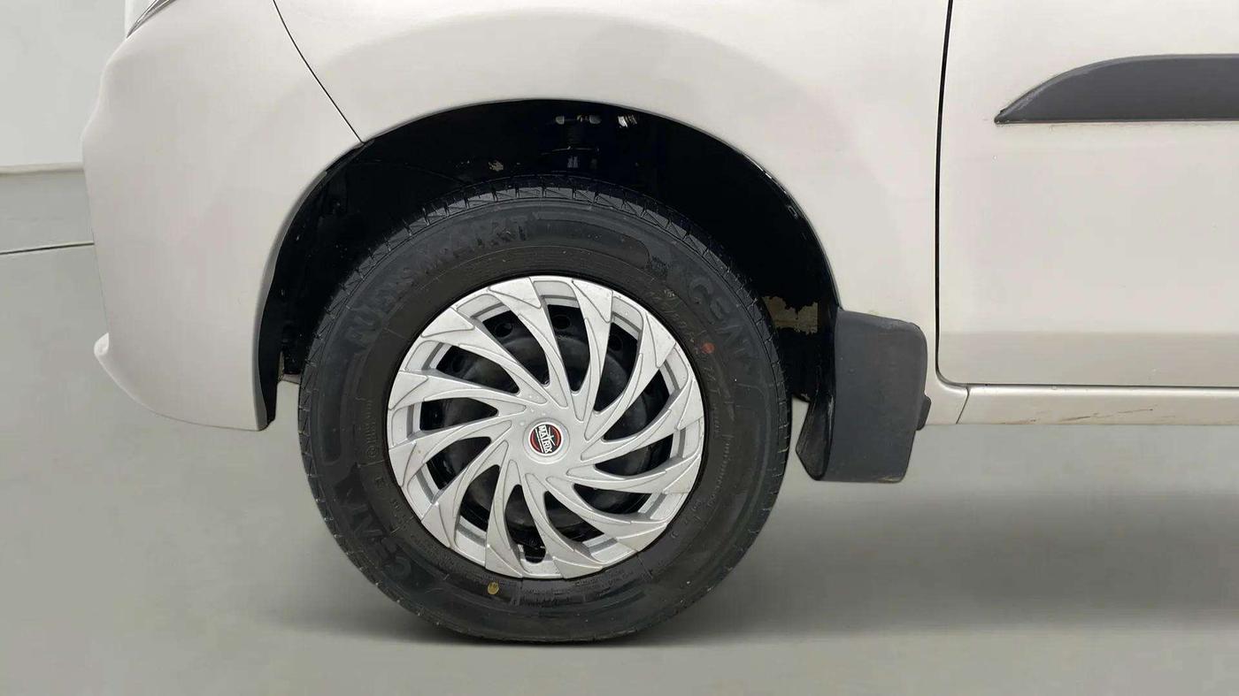 2021 Maruti Alto LXI O, Petrol, Manual, 17,579 km, Left Front Wheel