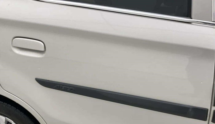 2021 Maruti Alto LXI O, Petrol, Manual, 17,579 km, Right rear door - Door visor damaged