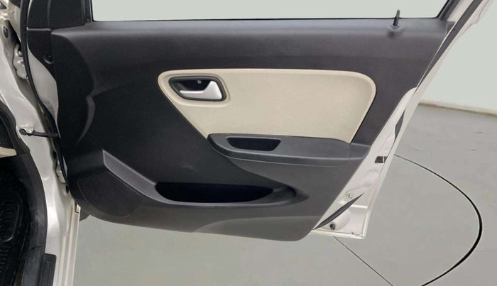 2021 Maruti Alto LXI O, Petrol, Manual, 17,579 km, Driver Side Door Panels Control