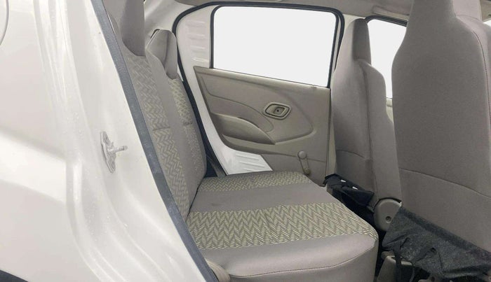 2017 Datsun Redi Go T (O), Petrol, Manual, 36,544 km, Right Side Rear Door Cabin