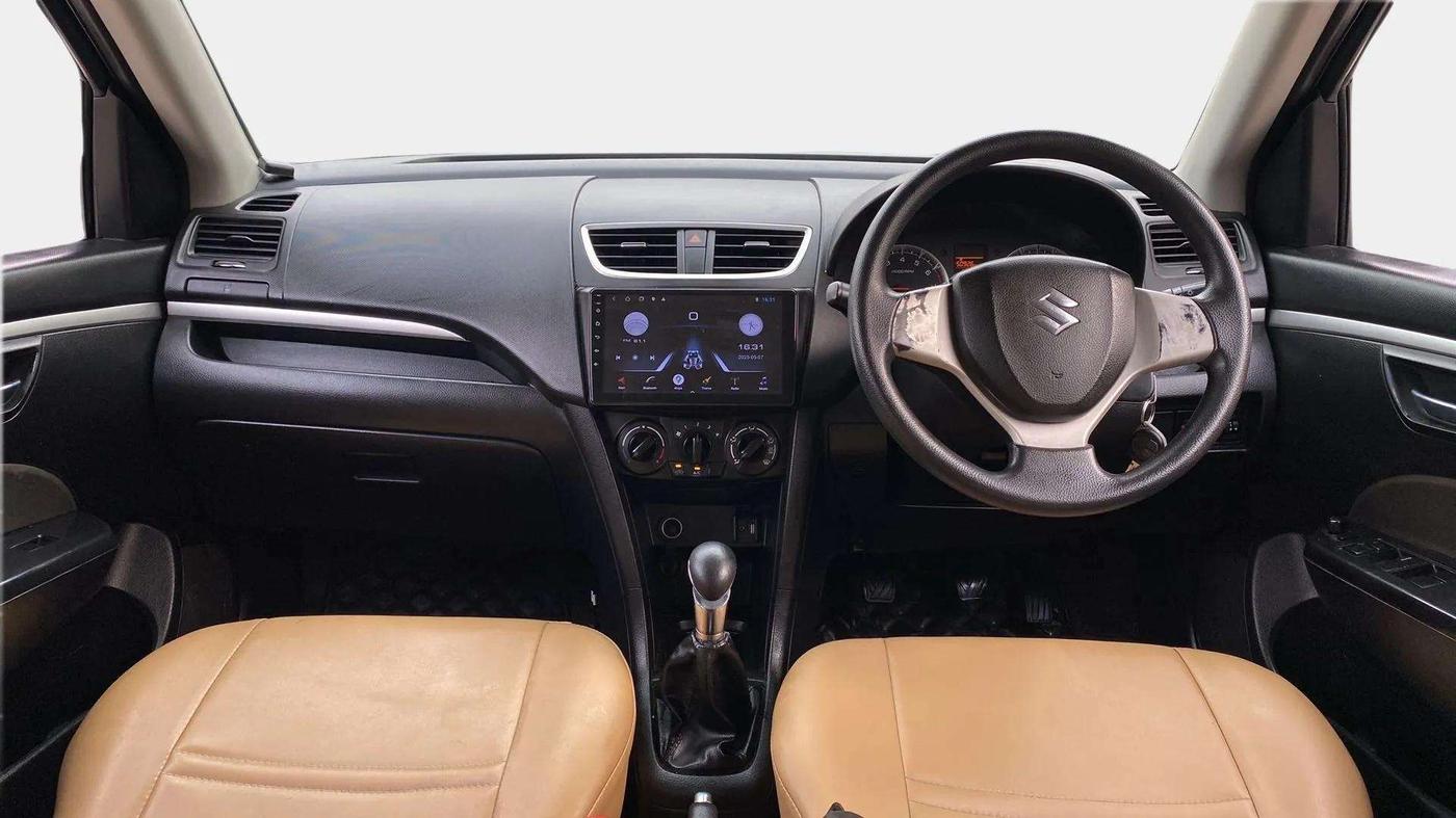 2015 Maruti Swift VXI, Petrol, Manual, 71,206 km, Dashboard