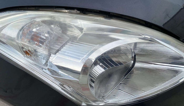 2015 Maruti Swift VXI, Petrol, Manual, 71,206 km, Right headlight - Minor scratches