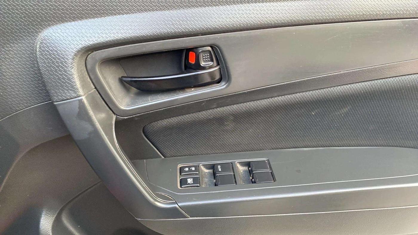 2017 Maruti Vitara Brezza VDI (O), Diesel, Manual, 95,419 km, Driver Side Door Panels Control