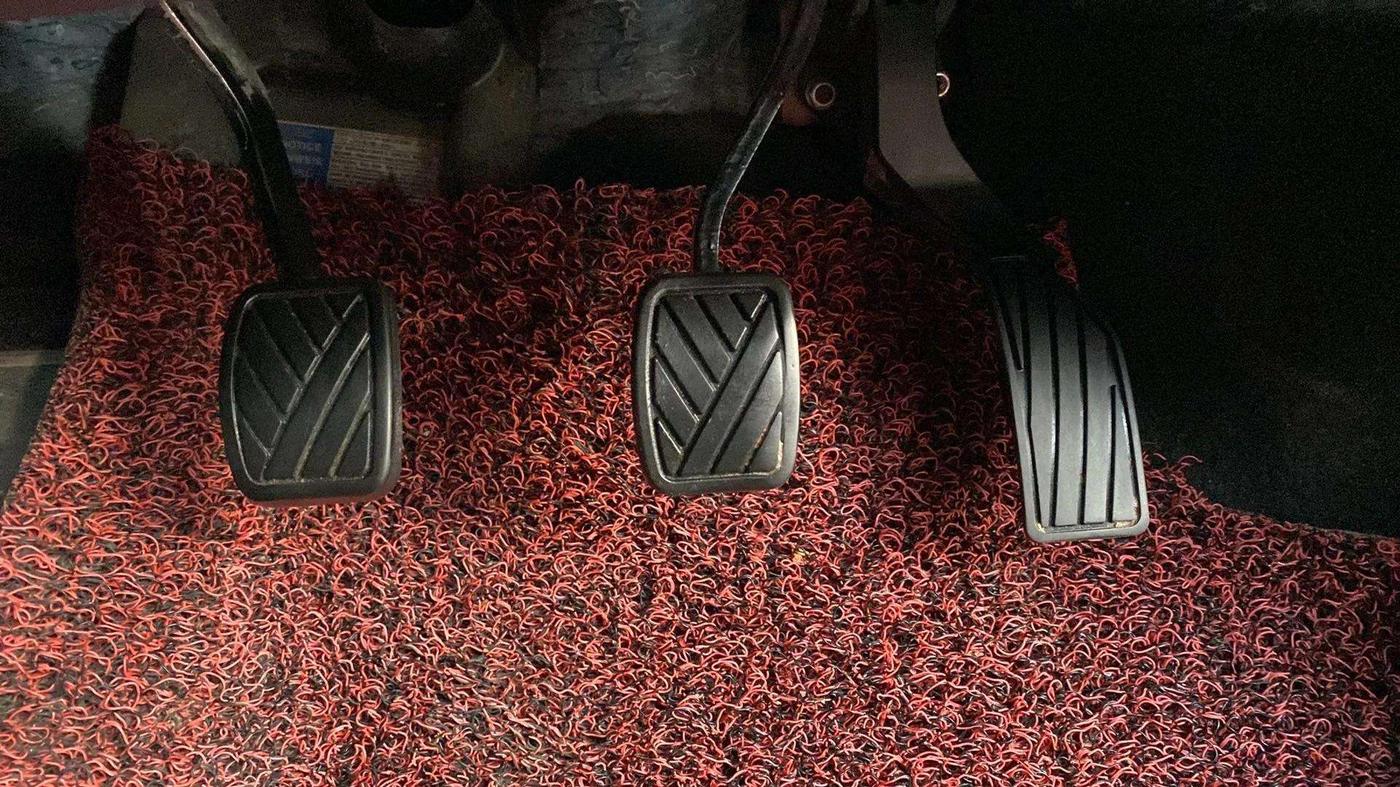 2017 Maruti Vitara Brezza VDI (O), Diesel, Manual, 95,419 km, Pedals