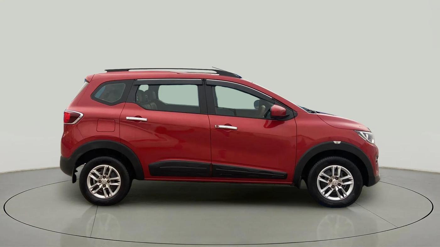 2020 Renault TRIBER RXT AMT, Petrol, Automatic, 35,527 km, Right Side View