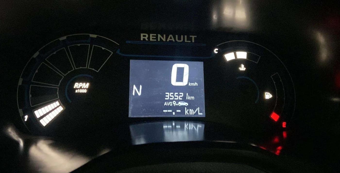 2020 Renault TRIBER RXT AMT, Petrol, Automatic, 35,527 km, Odometer Image