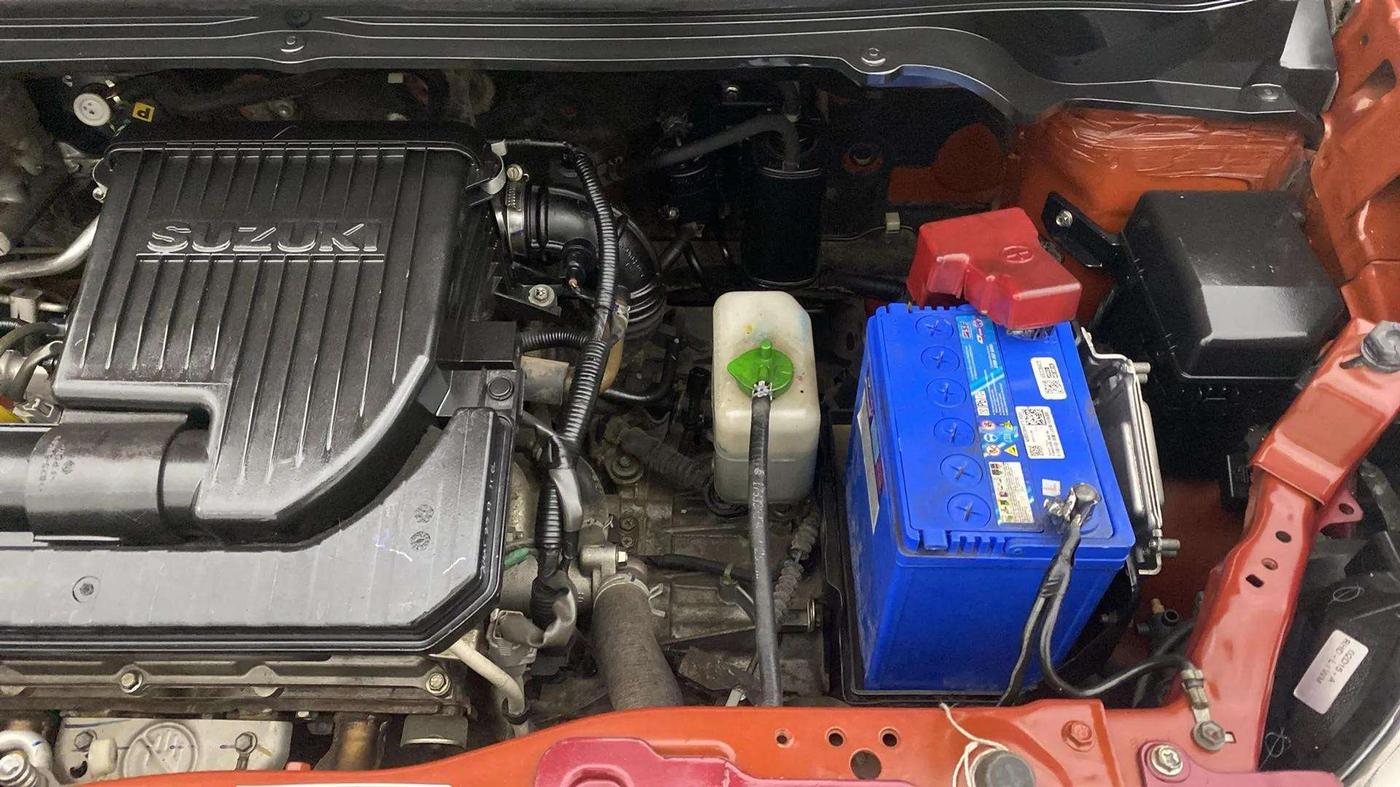 2015 Maruti Ritz VXI, Petrol, Manual, 39,627 km, Engine View - Left