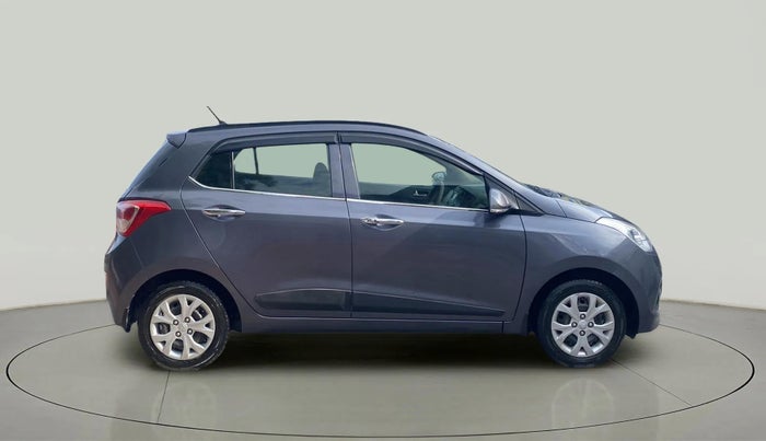 2015 Hyundai Grand i10 SPORTZ 1.2 KAPPA VTVT, Petrol, Manual, 35,549 km, Right Side View