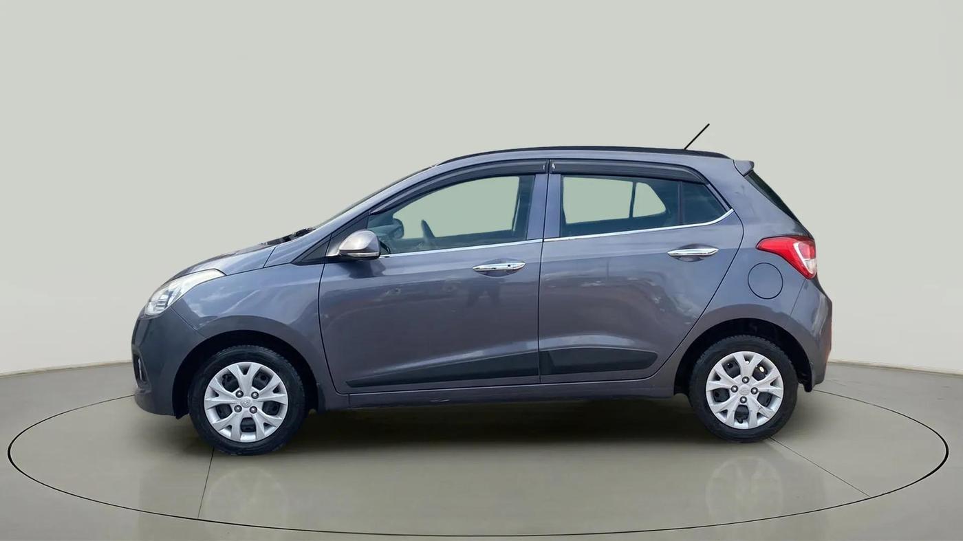 2015 Hyundai Grand i10 SPORTZ 1.2 KAPPA VTVT, Petrol, Manual, 35,552 km, Left Side
