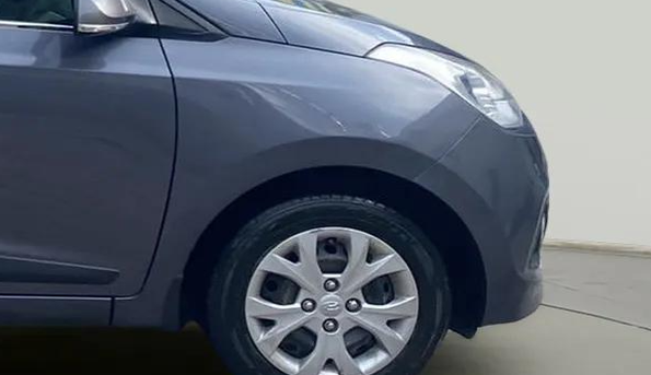 2015 Hyundai Grand i10 SPORTZ 1.2 KAPPA VTVT, Petrol, Manual, 35,552 km, Right fender - Slightly dented