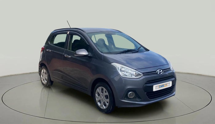 2015 Hyundai Grand i10 SPORTZ 1.2 KAPPA VTVT, Petrol, Manual, 35,549 km, Right Front Diagonal