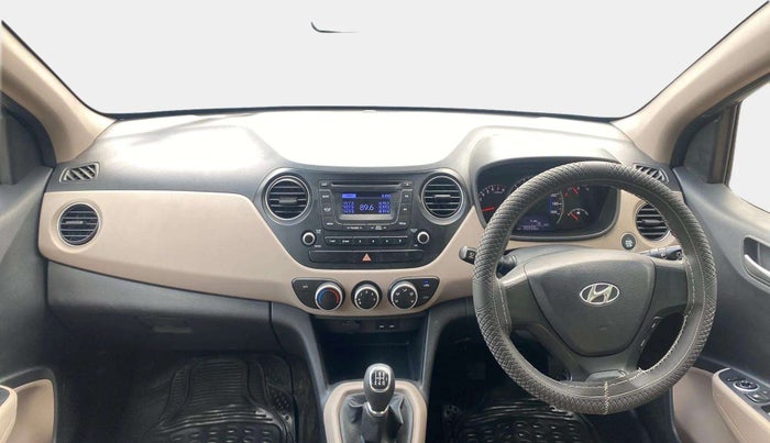 2015 Hyundai Grand i10 SPORTZ 1.2 KAPPA VTVT, Petrol, Manual, 35,549 km, Dashboard
