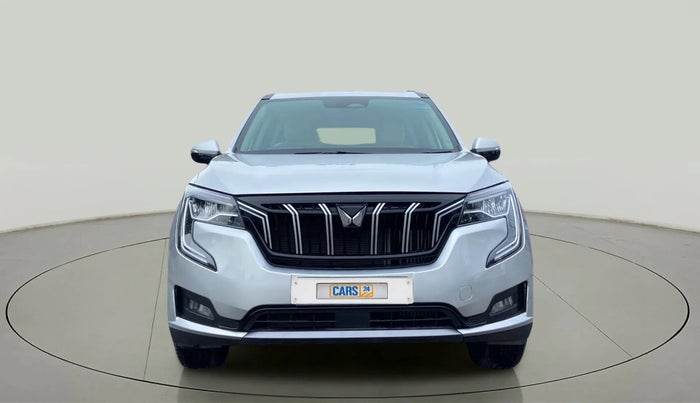 2023 Mahindra XUV700 AX 7 LUXURY P AT 7 STR, Petrol, Automatic, 3,522 km, Front