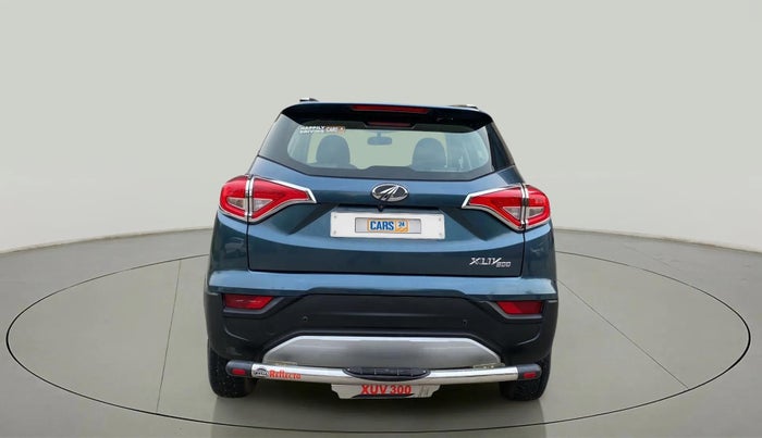 2022 Mahindra XUV300 W4 1.2 PETROL, Petrol, Manual, 10,926 km, Back/Rear