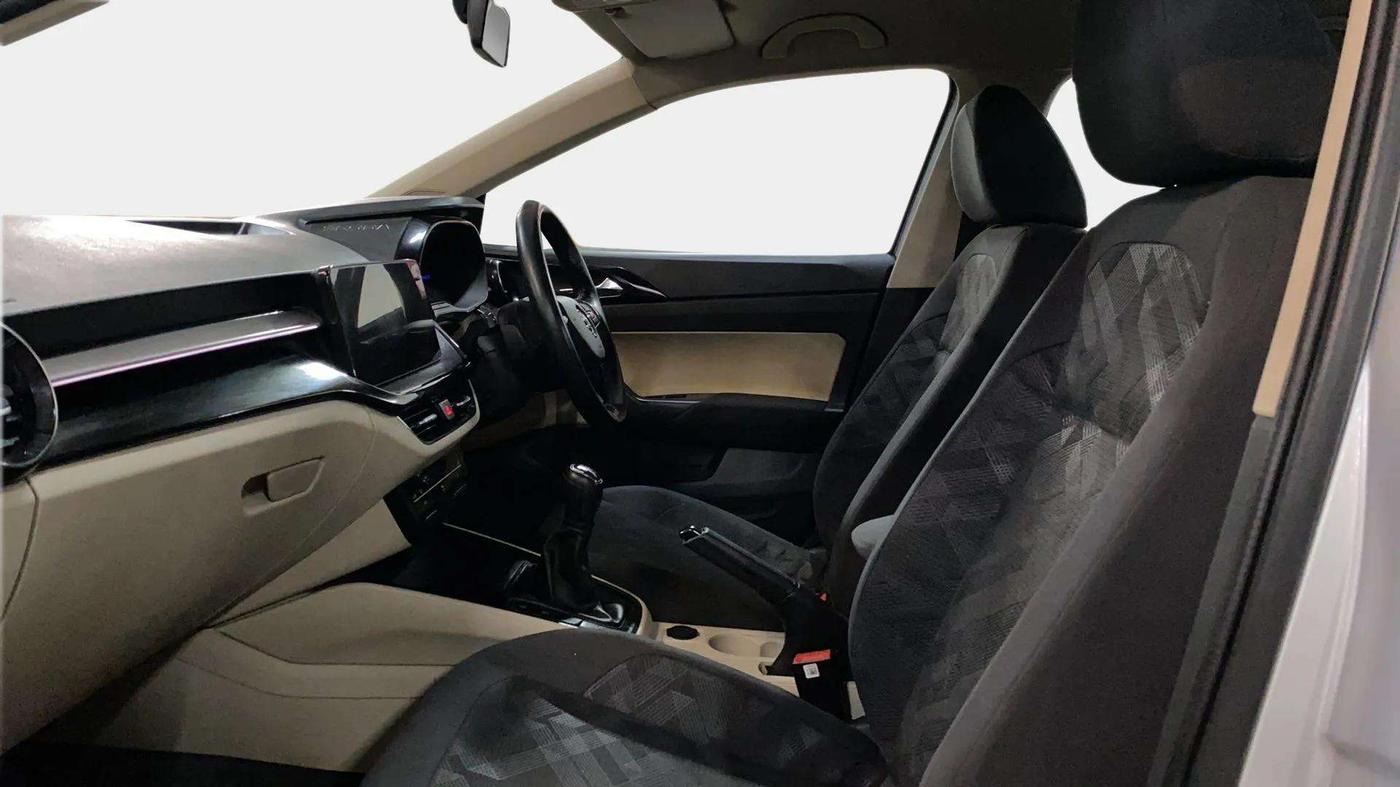 2022 Skoda SLAVIA AMBITION 1.0L TSI MT, Petrol, Manual, 56,460 km, Right Side Front Door Cabin