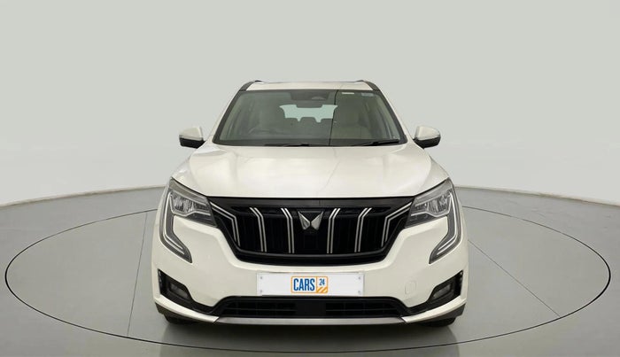 2022 Mahindra XUV700 AX 7 LUXURY P AT 7 STR, Petrol, Automatic, 38,364 km, Front