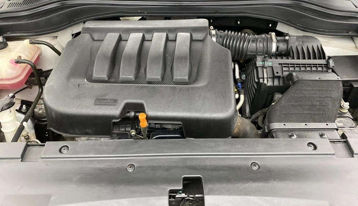 2022 Mahindra XUV700 AX 7 LUXURY P AT 7 STR, Petrol, Automatic, 38,364 km, Engine View