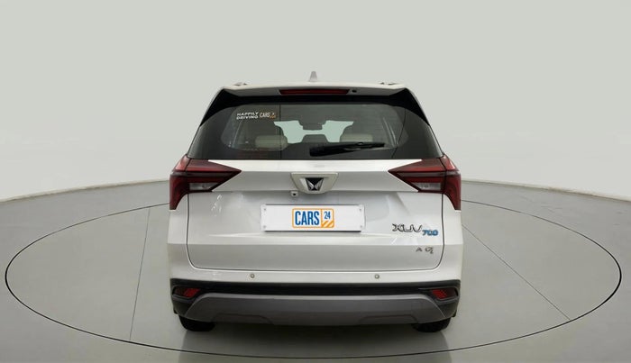 2022 Mahindra XUV700 AX 7 LUXURY P AT 7 STR, Petrol, Automatic, 38,364 km, Back/Rear