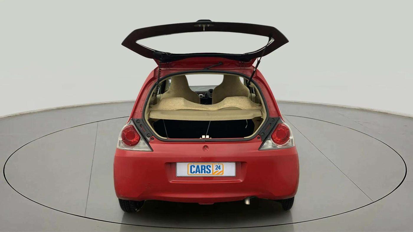 2015 Honda Brio S MT, Petrol, Manual, 45,743 km, Boot Inside
