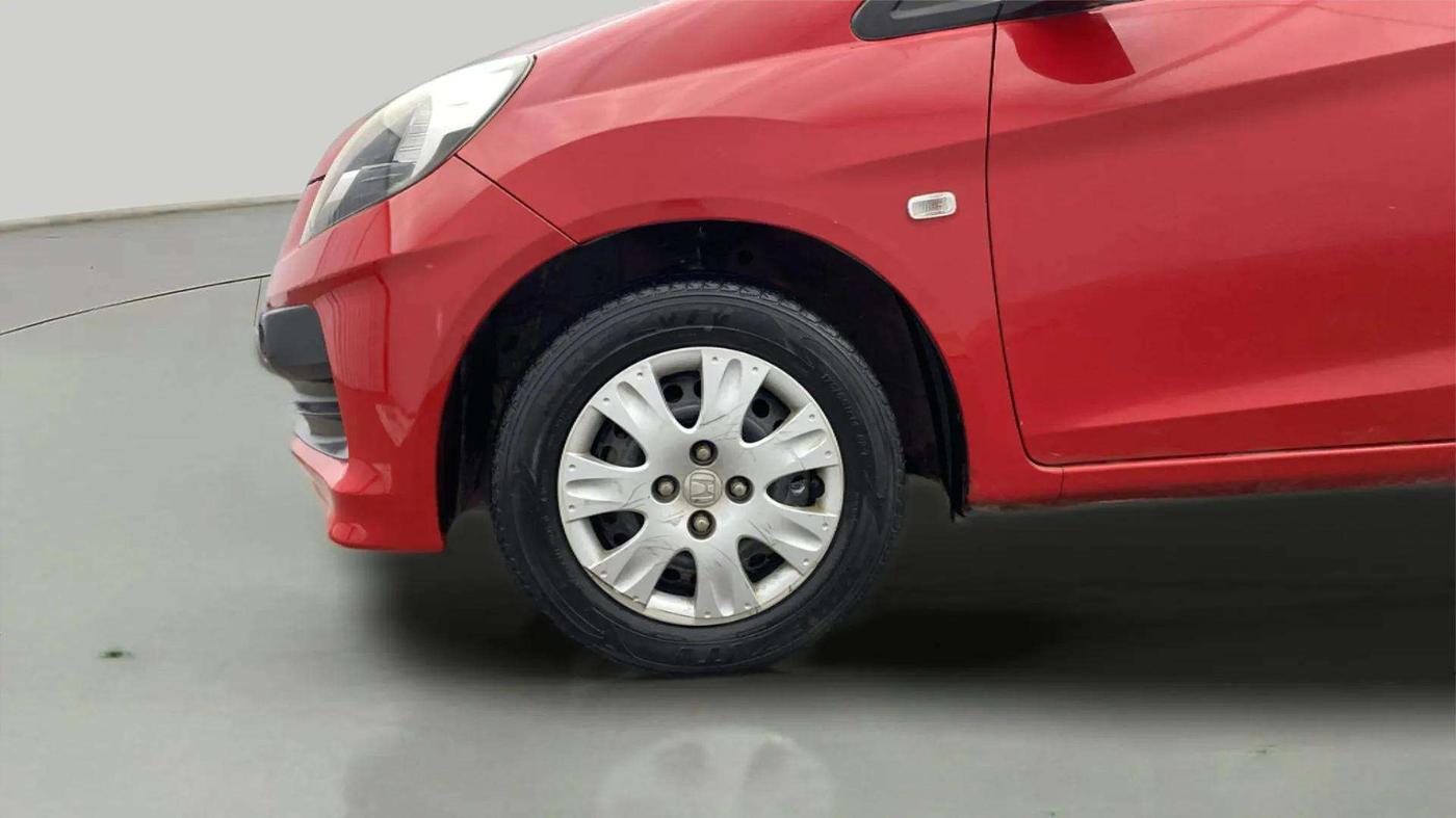 2015 Honda Brio S MT, Petrol, Manual, 45,743 km, Left Front Wheel