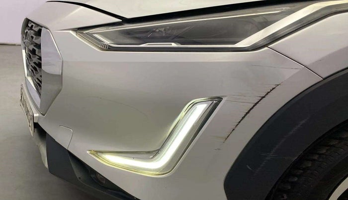 2020 Nissan MAGNITE XV PREMIUM TURBO CVT, Petrol, Automatic, 87,194 km, Front bumper - Minor scratches