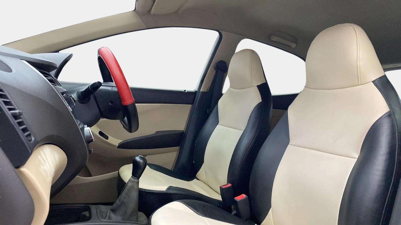 2013 Hyundai Eon ERA +, Petrol, Manual, 69,341 km, Right Side Front Door Cabin