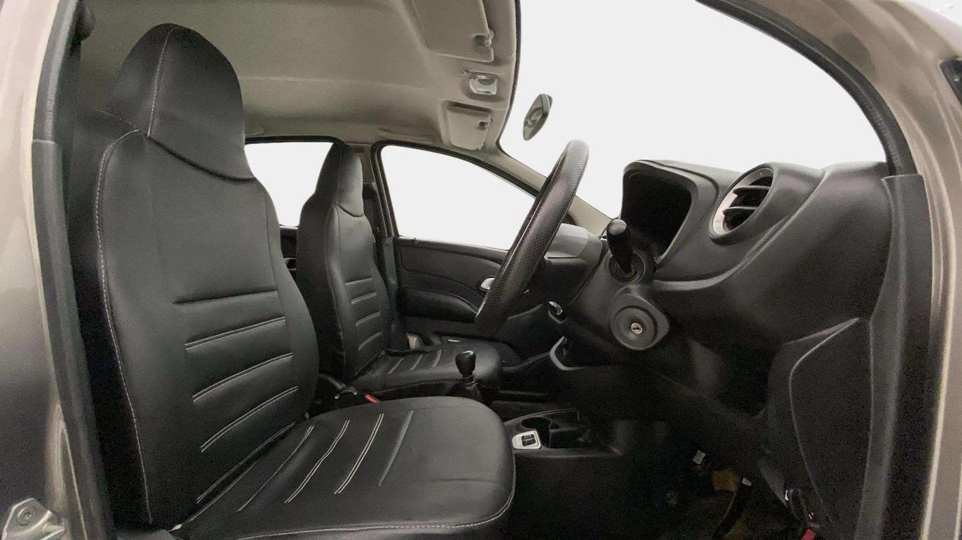 2018 Datsun Redi Go T (O), Petrol, Manual, 31,125 km, Right Side Front Door Cabin