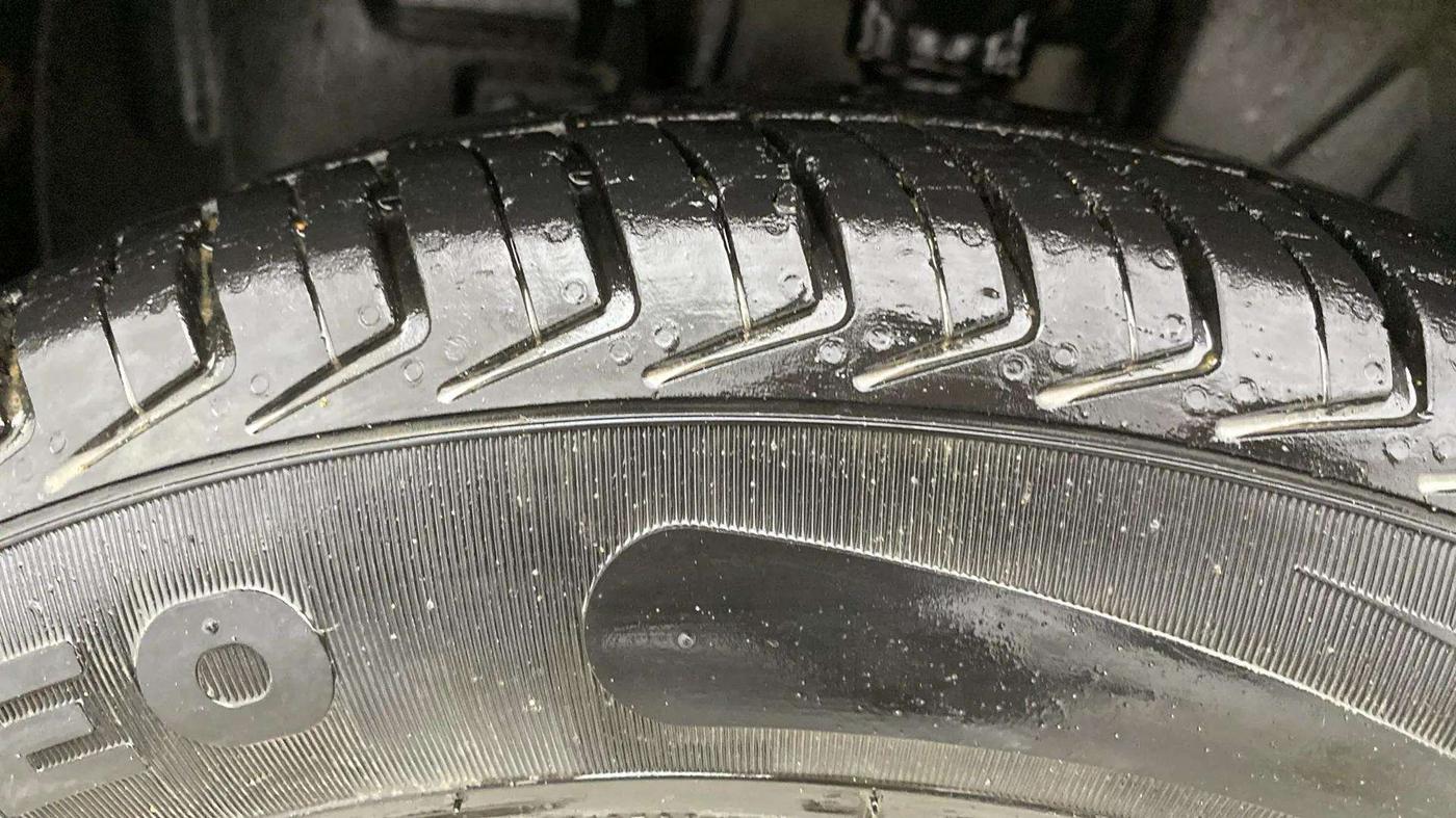 2018 Datsun Redi Go T (O), Petrol, Manual, 31,125 km, Left Front Tyre Tread