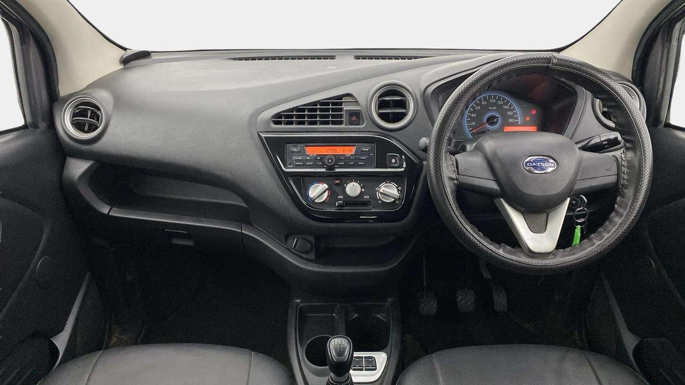 2018 Datsun Redi Go T (O), Petrol, Manual, 31,125 km, Dashboard