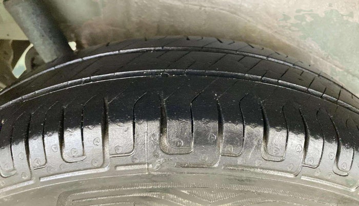 2017 Maruti Wagon R 1.0 LXI, CNG, Manual, 48,734 km, Right Rear Tyre Tread
