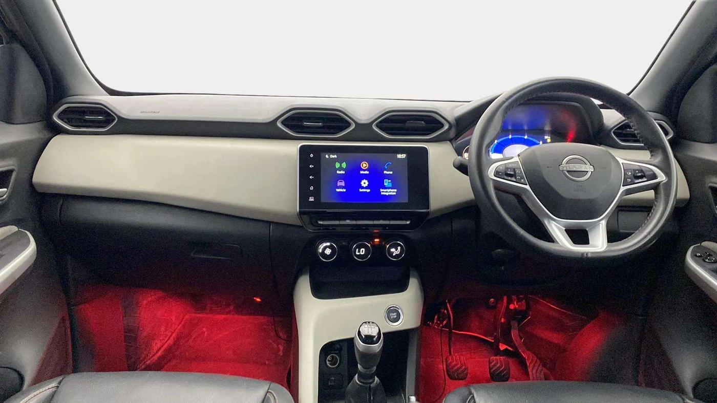 2022 Nissan MAGNITE XV MT, Petrol, Manual, 40,479 km, Dashboard