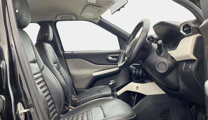 2022 Nissan MAGNITE XV MT, Petrol, Manual, 39,913 km, Right Side Front Door Cabin