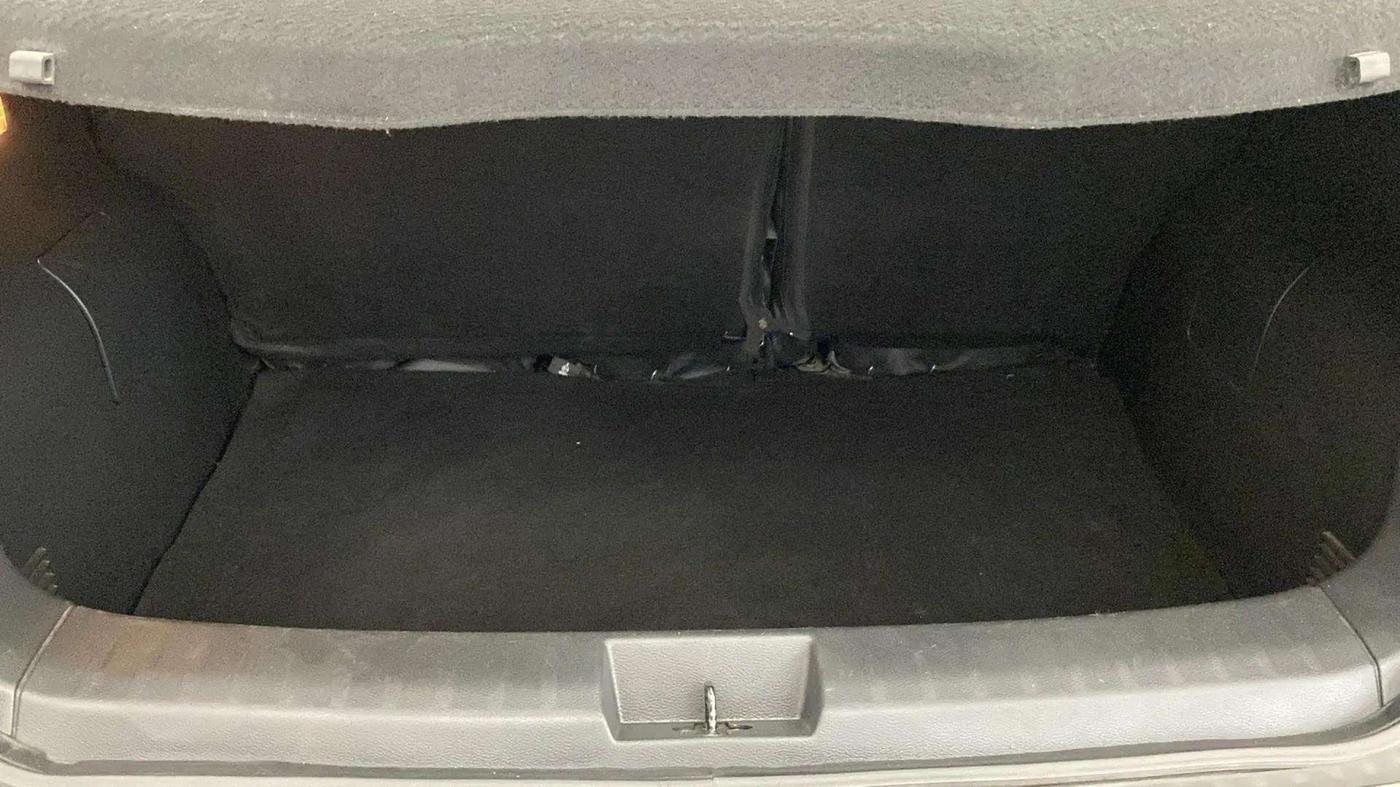 2022 Nissan MAGNITE XV MT, Petrol, Manual, 40,479 km, Boot Inside