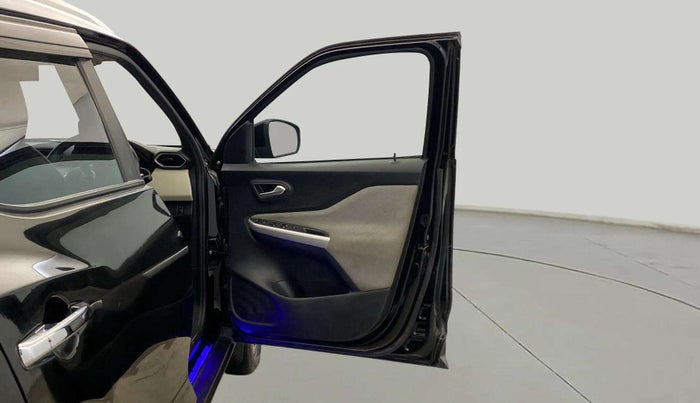 2022 Nissan MAGNITE XV MT, Petrol, Manual, 39,913 km, RHS Front Door